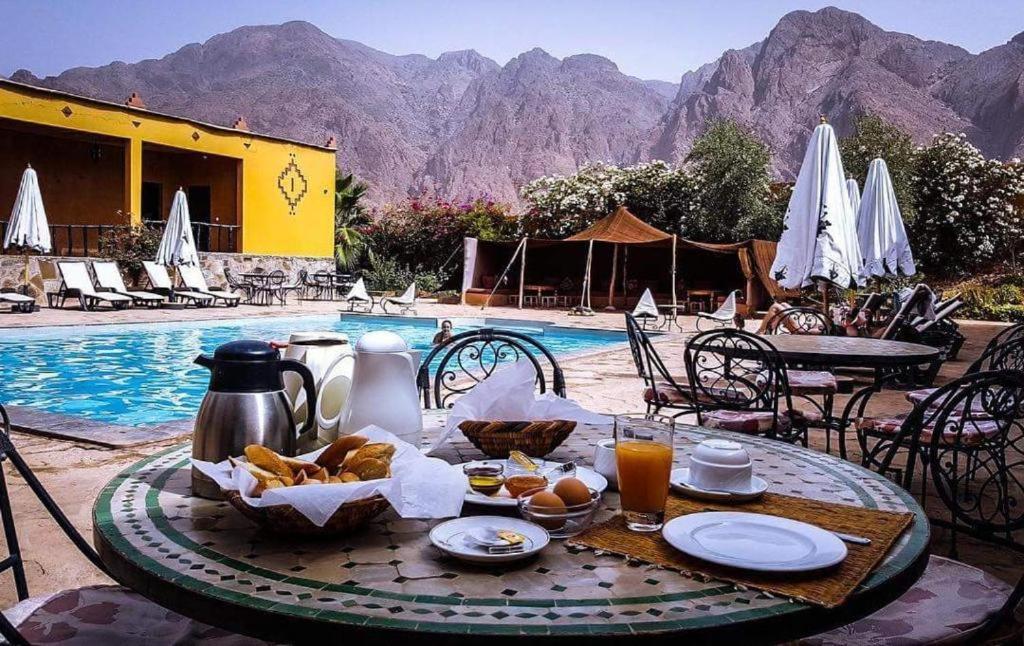 Click Excursions Tafraoute Hotel Taddart Kültér fotó